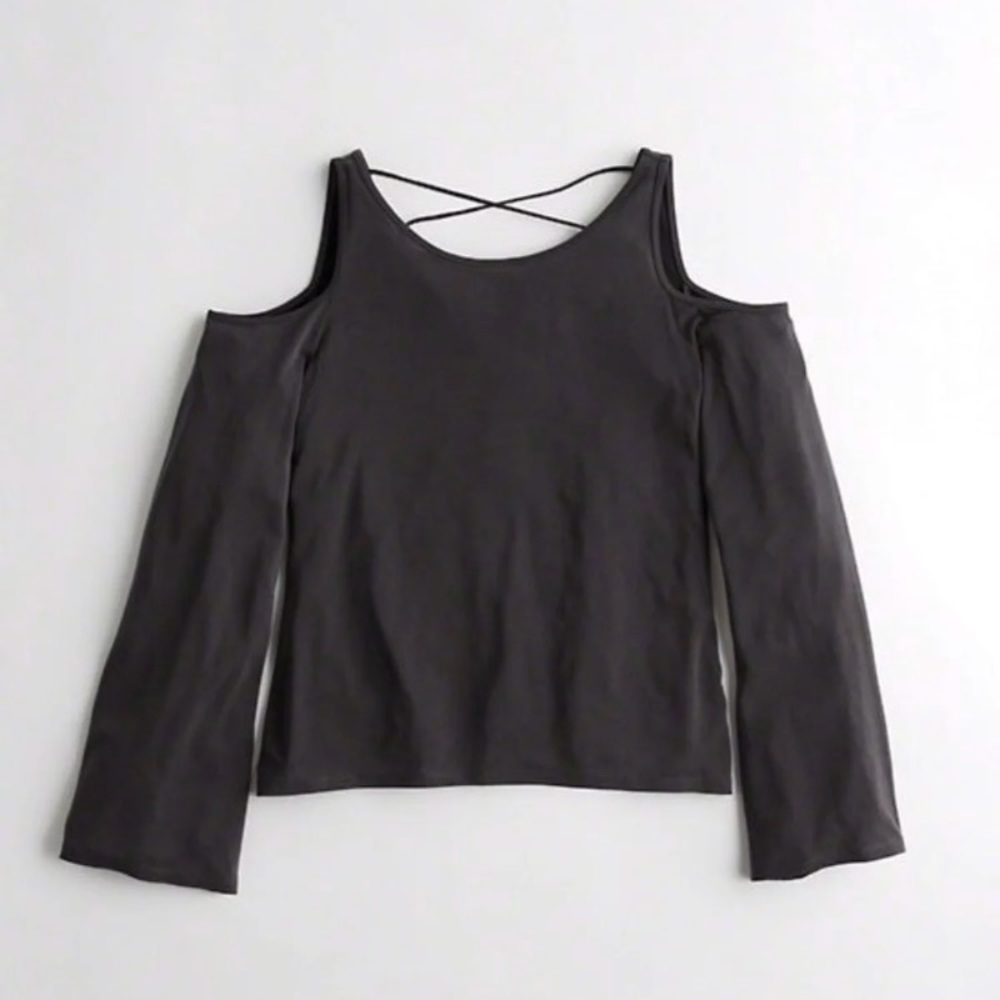 Hollister top